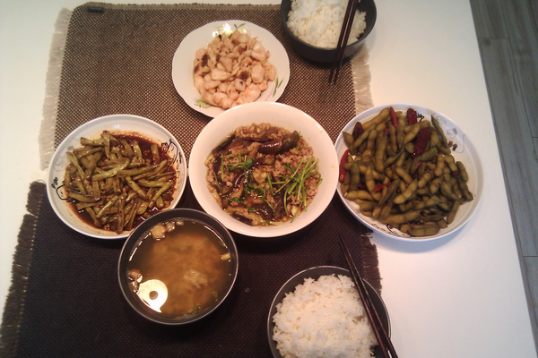 http://pic.snowrain.org/webpic/20100918-cooking/IMG_20100918_133914.jpg